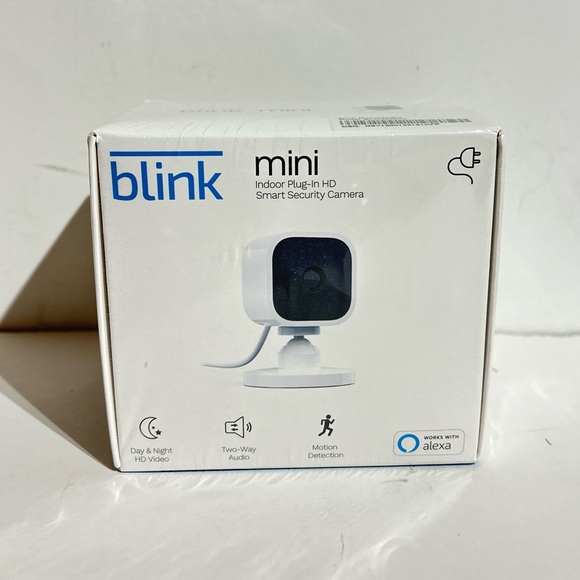 Blink Indoor Mini Security Camera White Night Day HD Video Two-Way Audio NEW - Picture 1 of 9
